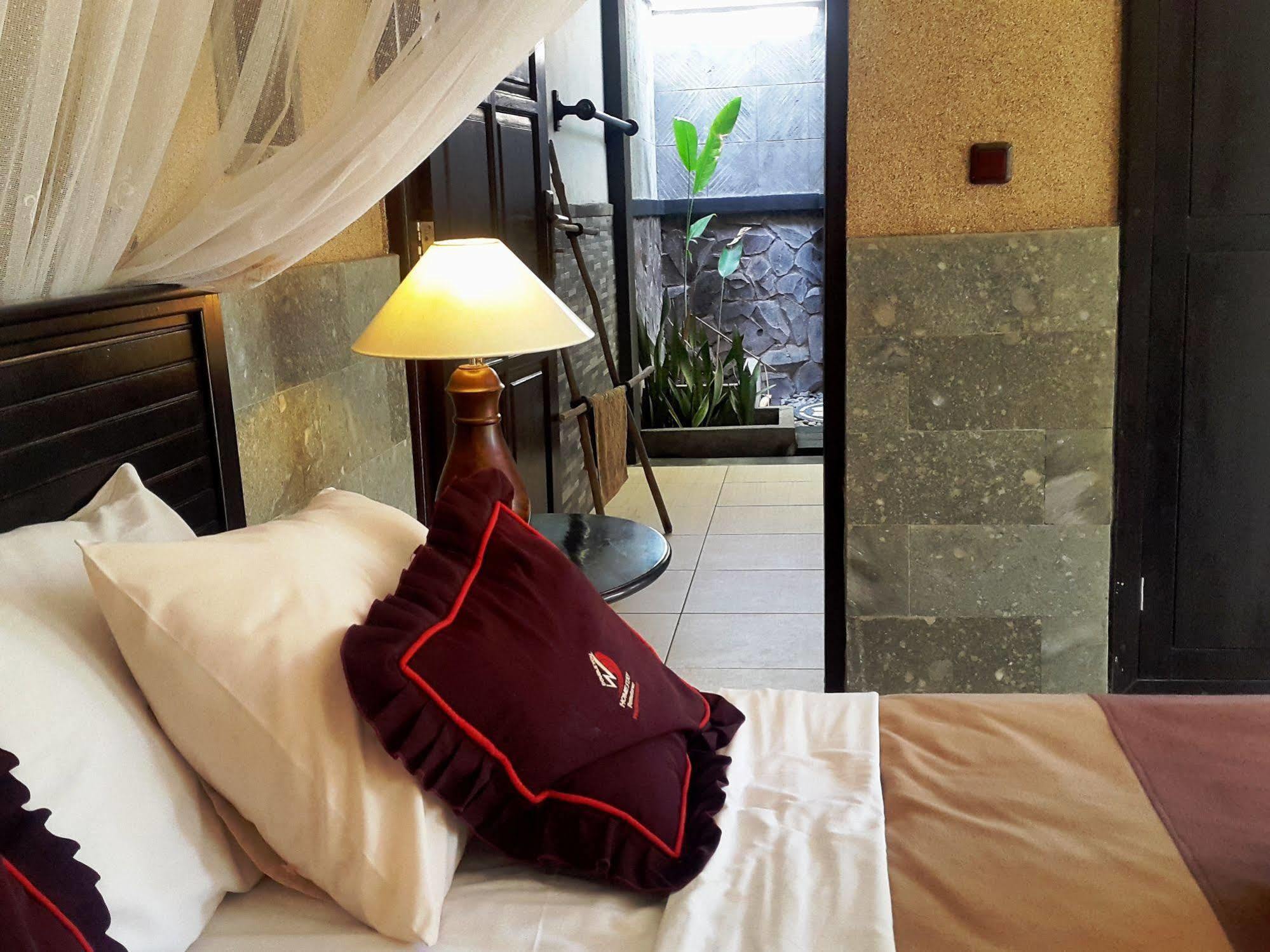 Doubleyou Homestay Pemuteran ภายนอก รูปภาพ